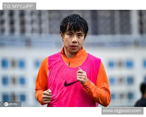 蒿俊闵以实力与坚守诠释中国足球老将的责任与时代风采